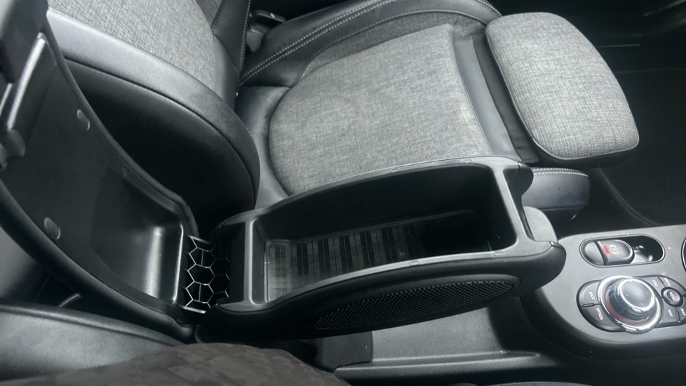 Used MINI Hatch 2021 for sale - 76872210: Photo 41