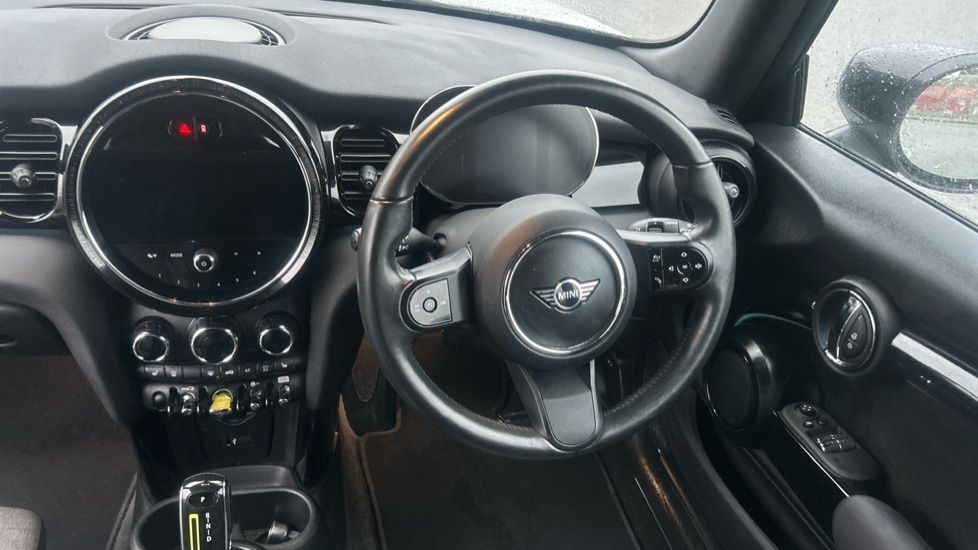 Used MINI Hatch 2021 for sale - 76872210: Photo 5