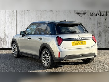 Used MINI Cooper 2025 for sale - 76966720: Photo