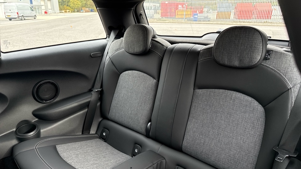 Used MINI Hatch 2022 for sale - 76321963: Photo 12