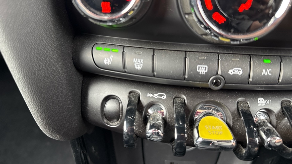 Used MINI Hatch 2022 for sale - 76321963: Photo 34