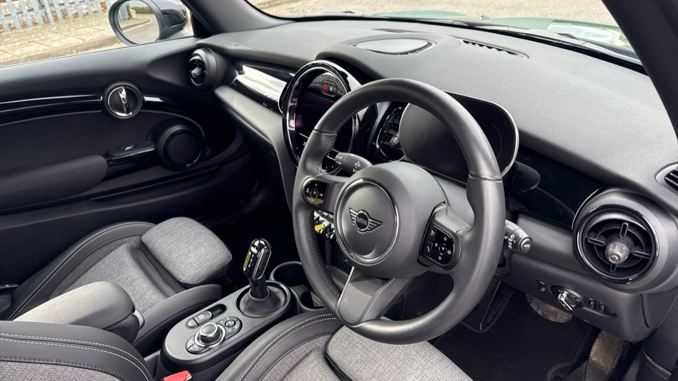 Used MINI Hatch 2022 for sale - 76321963: Photo 6