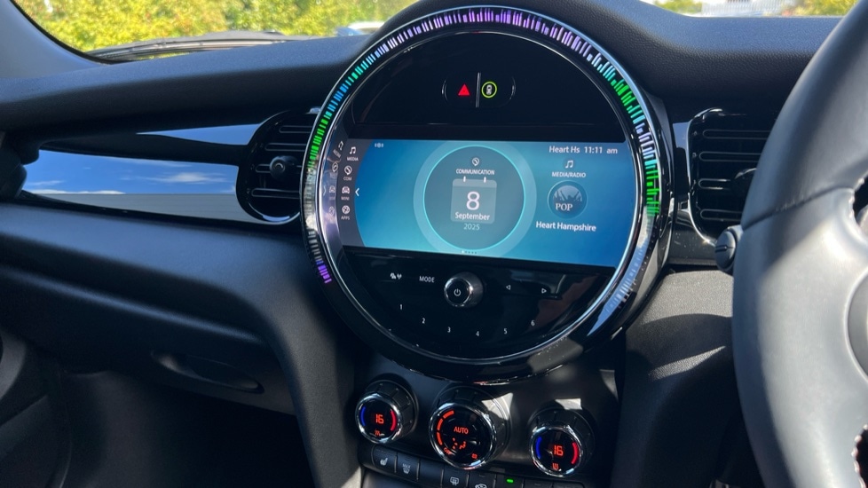 Used MINI Hatch 2023 for sale - 76871923: Photo 12