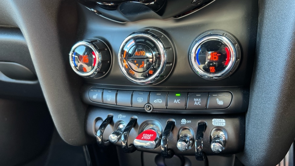 Used MINI Hatch 2023 for sale - 76871923: Photo 34