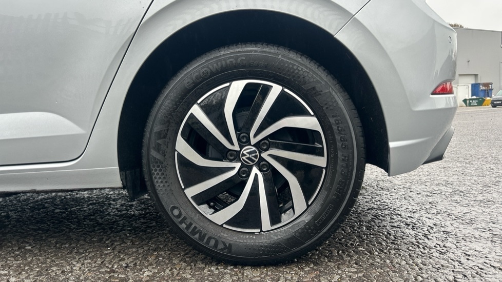 Used Volkswagen Polo 2023 for sale - 76872737: Photo 18