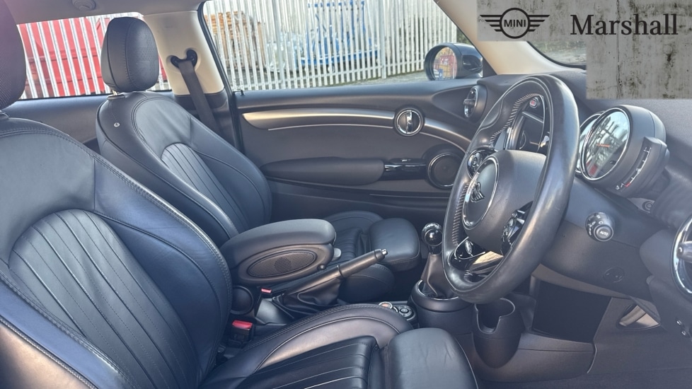 Used MINI Hatch 2019 for sale - 76528924: Photo 11