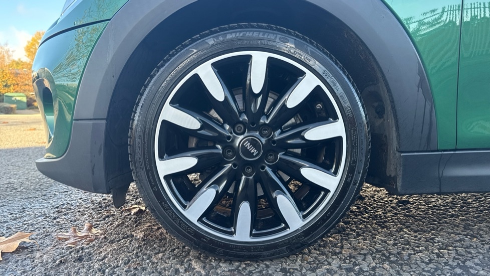 Used MINI Hatch 2019 for sale - 76528924: Photo 25