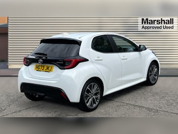 Used Toyota Yaris 2024 for sale - 75771459: Photo