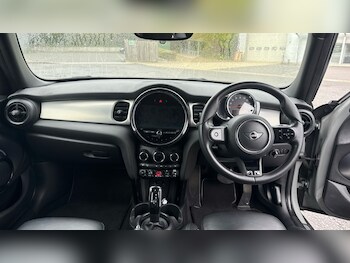 Used MINI Hatch 2022 for sale - 75950910: Photo