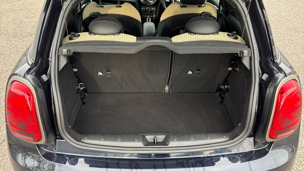 Used MINI Hatch 2023 for sale - 76871355: Photo 13