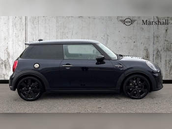 Used MINI Hatch 2023 for sale - 76871355: Photo