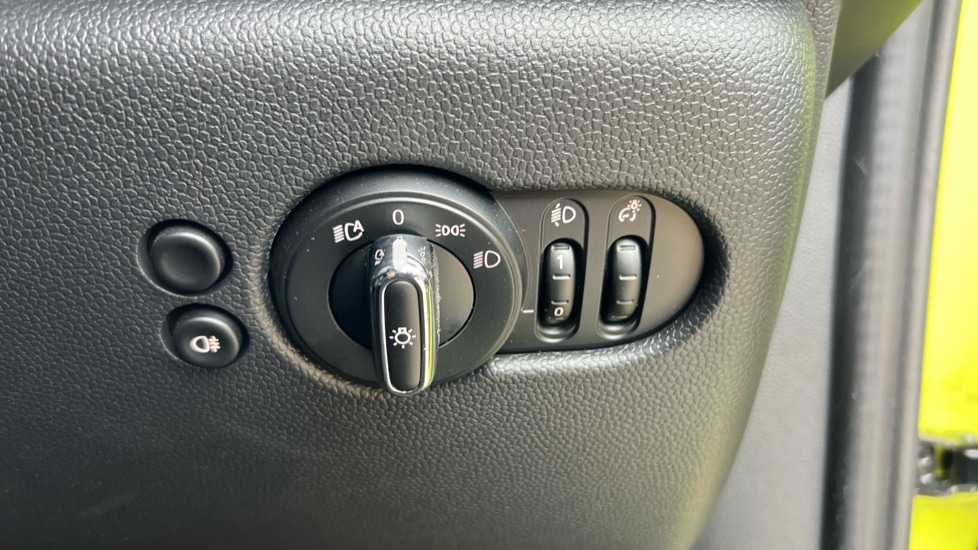 Used MINI Cooper 2023 for sale - 76868743: Photo 28