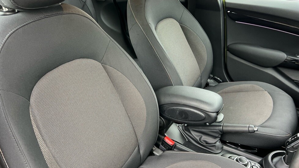 Used MINI Cooper 2023 for sale - 76868743: Photo 33