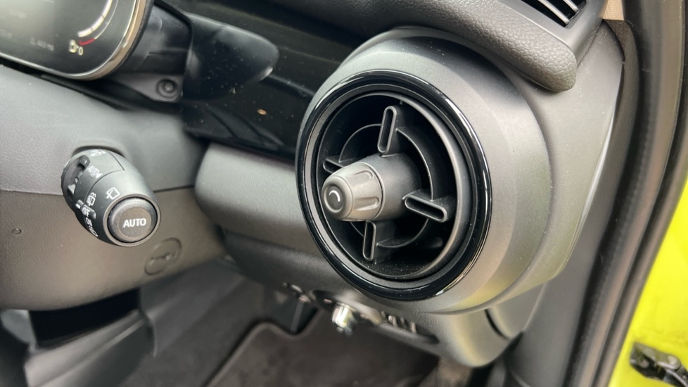 Used MINI Cooper 2023 for sale - 76868743: Photo 43