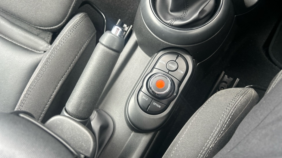 Used MINI Hatch 2018 for sale - 76441901: Photo 34