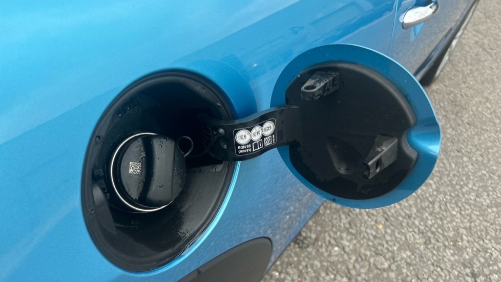 Used MINI Hatch 2018 for sale - 76441901: Photo 35