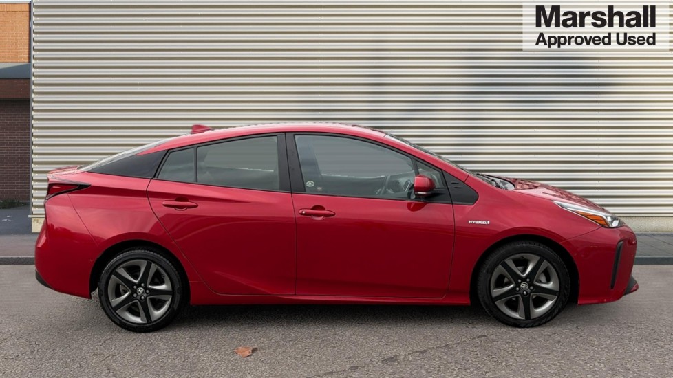 Used Toyota Prius 2020 for sale - 76672566: Photo 2
