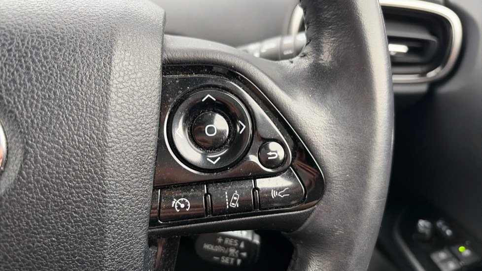 Used Toyota Prius 2020 for sale - 76672566: Photo 22