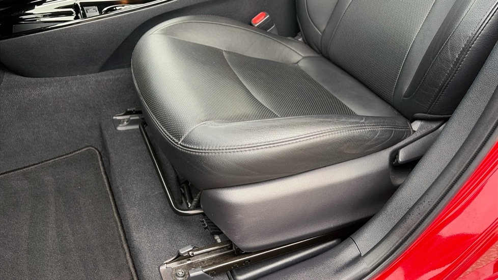 Used Toyota Prius 2020 for sale - 76672566: Photo 32