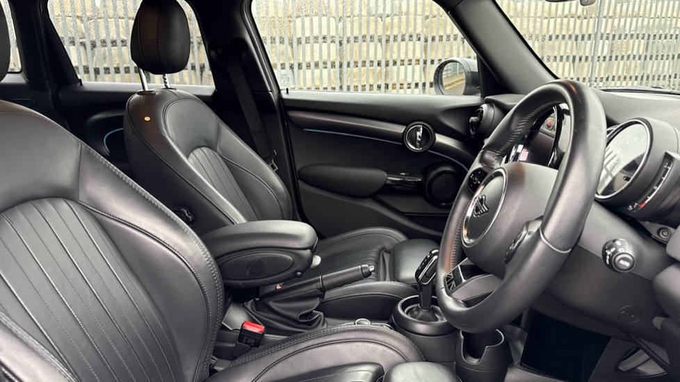 Used MINI Hatch 2022 for sale - 76176246: Photo 11