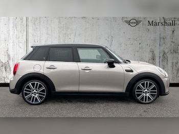 Used MINI Hatch 2022 for sale - 76176246: Photo 3