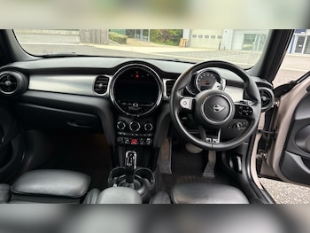 Used MINI Hatch 2022 for sale - 76176246: Photo 4