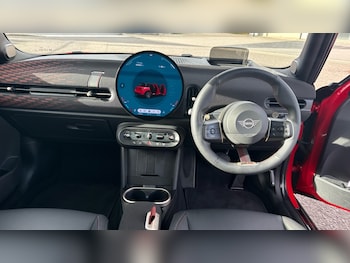 Used MINI Cooper 2024 for sale - 76373010: Photo