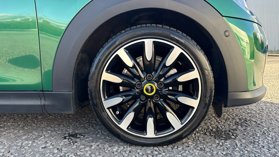 Used MINI Hatch 2023 for sale - 76487179: Photo 14