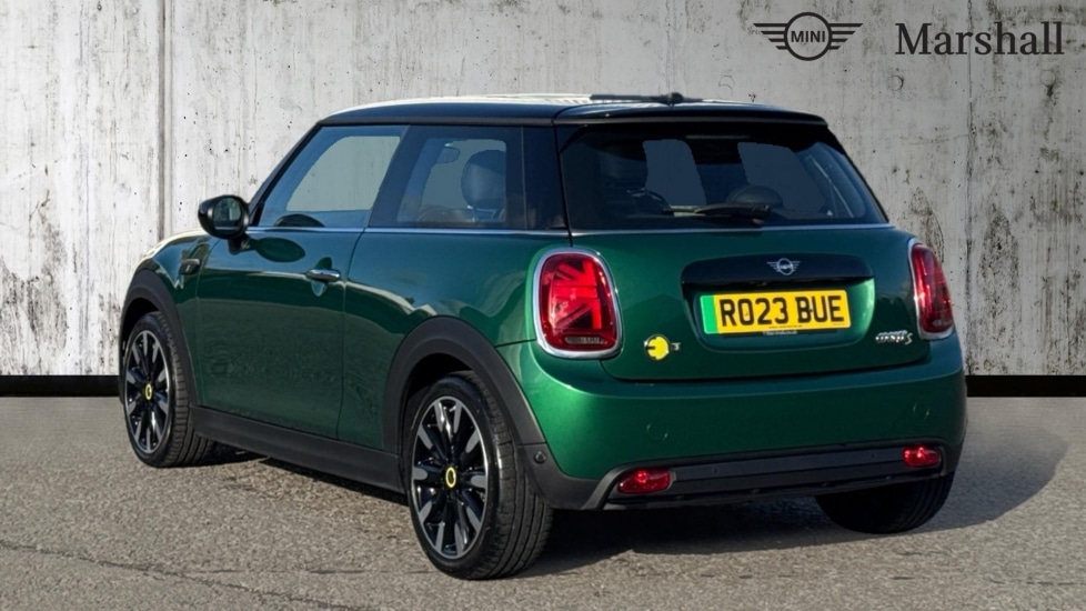 Used MINI Hatch 2023 for sale - 76487179: Photo 2