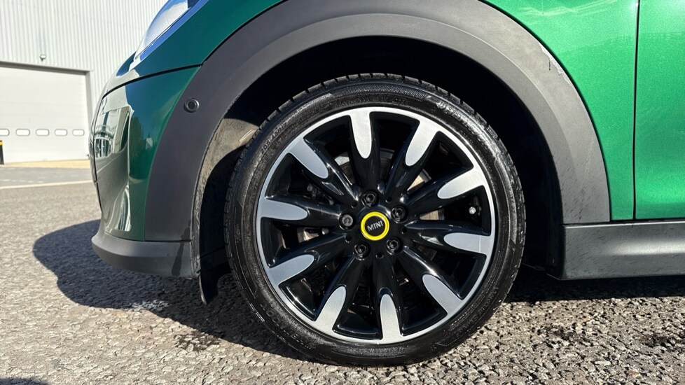 Used MINI Hatch 2023 for sale - 76487179: Photo 25