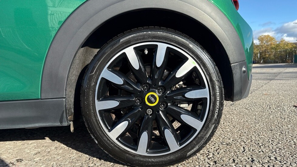 Used MINI Hatch 2023 for sale - 76487179: Photo 26