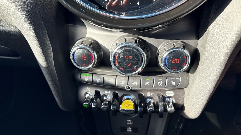 Used MINI Hatch 2023 for sale - 76487179: Photo 33