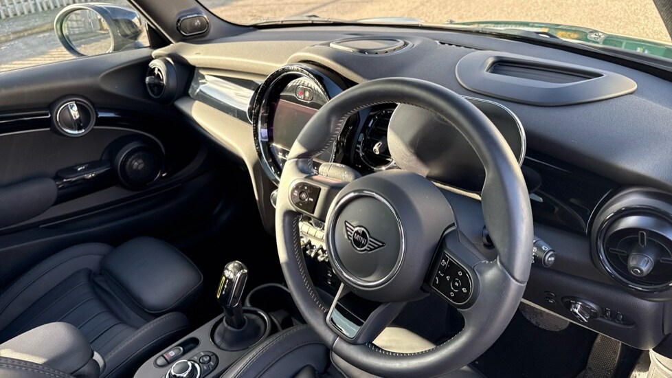 Used MINI Hatch 2023 for sale - 76487179: Photo 6