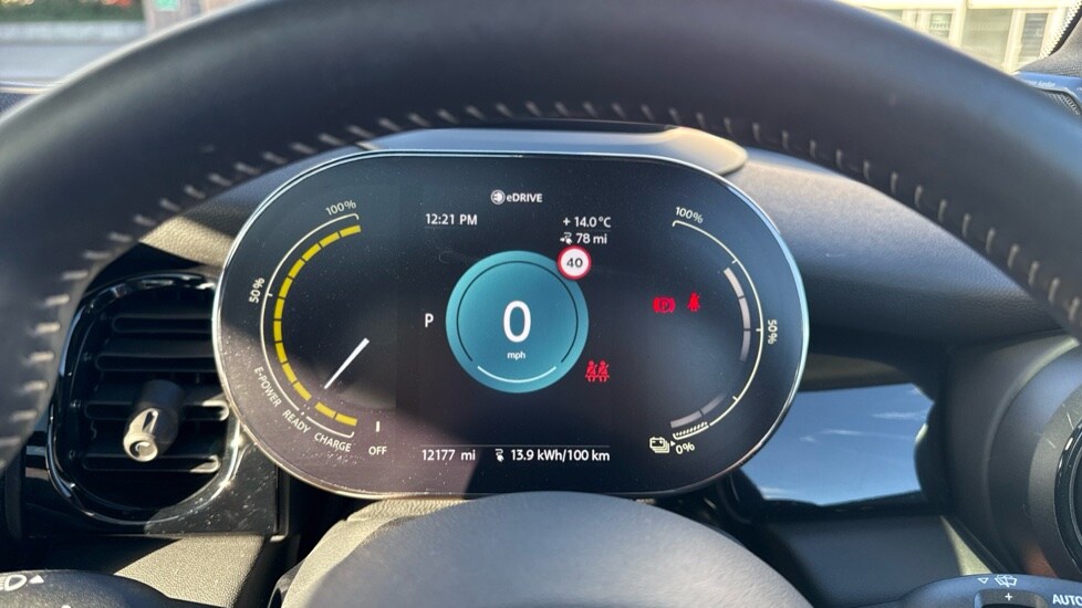 Used MINI Hatch 2023 for sale - 76487179: Photo 9