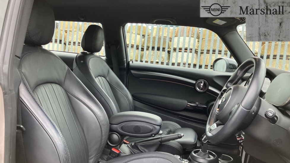 Used MINI Cooper 2023 for sale - 76874674: Photo 11