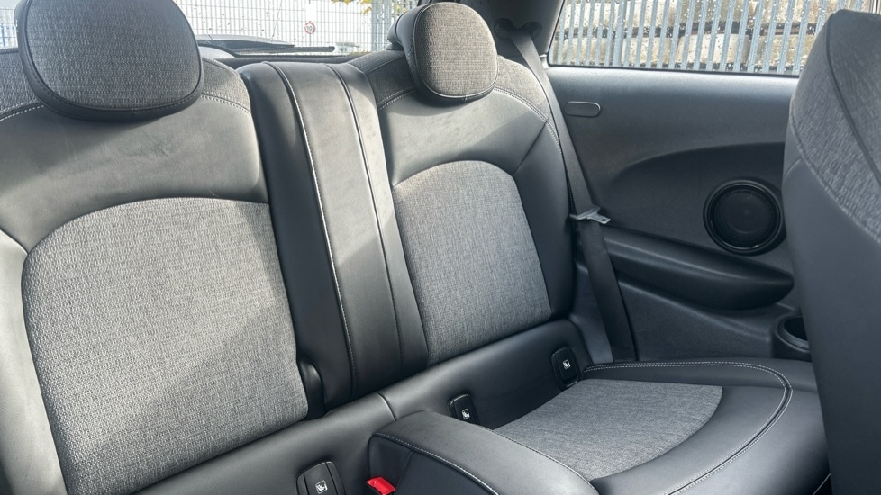 Used MINI Hatch 2022 for sale - 76871607: Photo 12