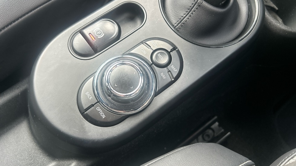 Used MINI Hatch 2022 for sale - 76871607: Photo 19