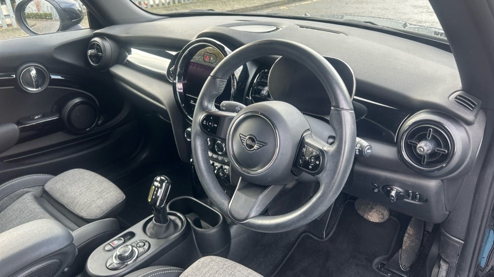 Used MINI Hatch 2022 for sale - 76871607: Photo 6