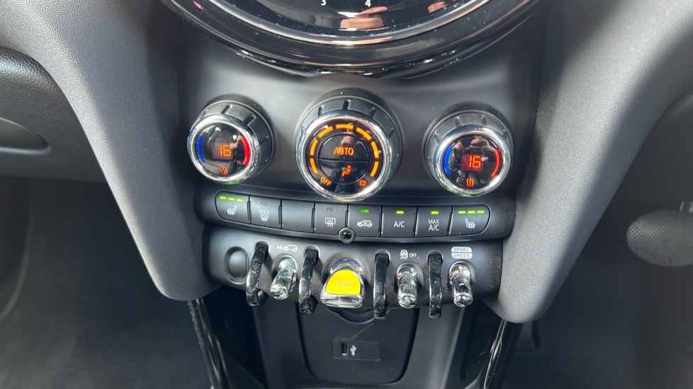 Vehicle 33