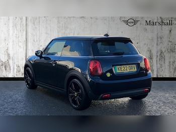 Used MINI Hatch 2022 for sale - 76874784: Photo