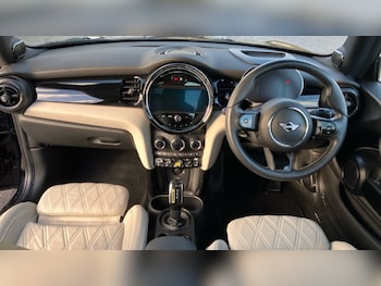 Used MINI Hatch 2022 for sale - 76874784: Photo