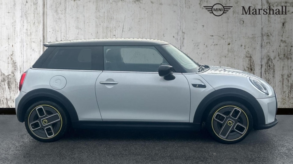 Used MINI Hatch 2022 for sale - 76873665: Photo 3