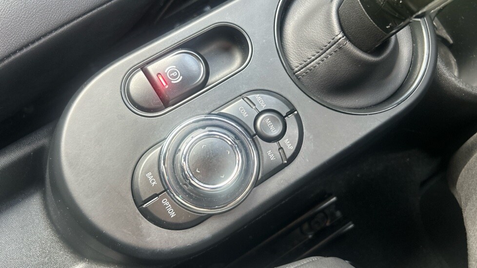 Used MINI Hatch 2022 for sale - 76154759: Photo 35