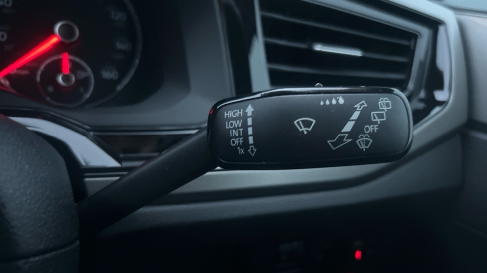 Used Volkswagen Polo 2021 for sale - 76874728: Photo 24