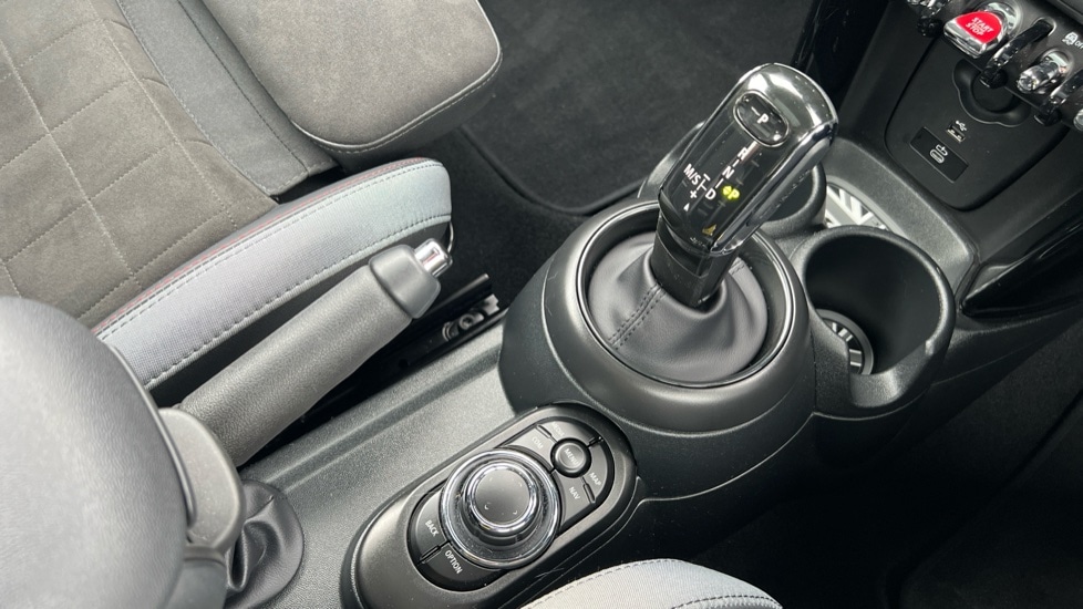 Used MINI Hatch 2024 for sale - 76410679: Photo 10