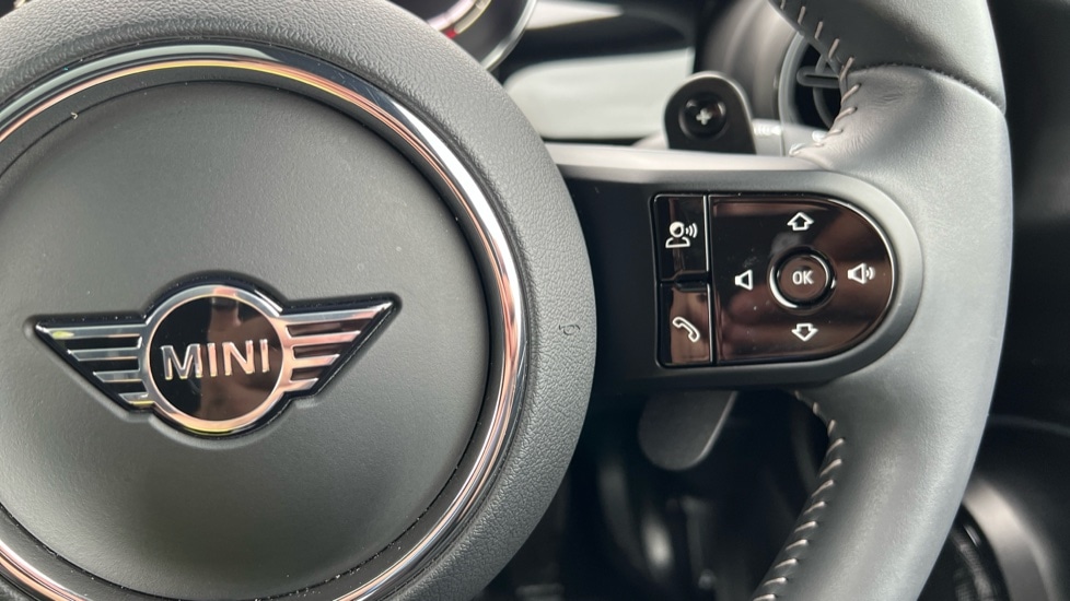 Used MINI Hatch 2024 for sale - 76410679: Photo 18