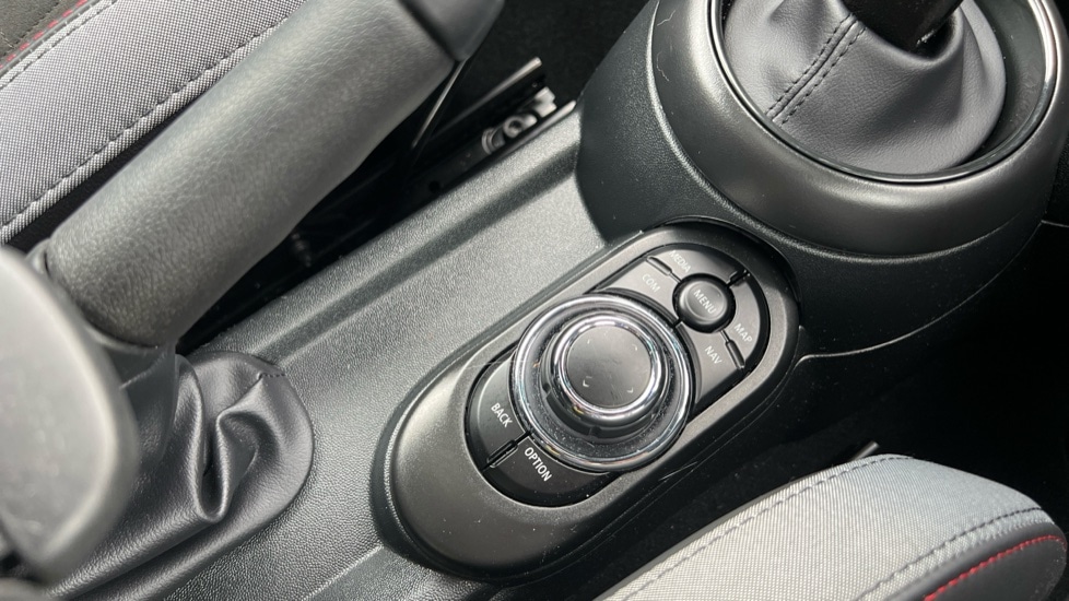 Used MINI Hatch 2024 for sale - 76410679: Photo 35