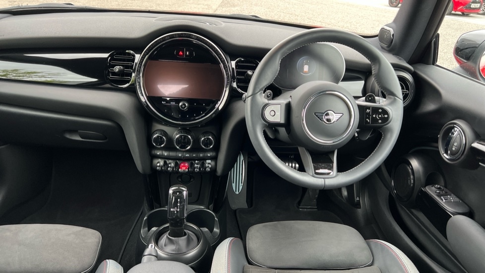 Used MINI Hatch 2024 for sale - 76410679: Photo 5