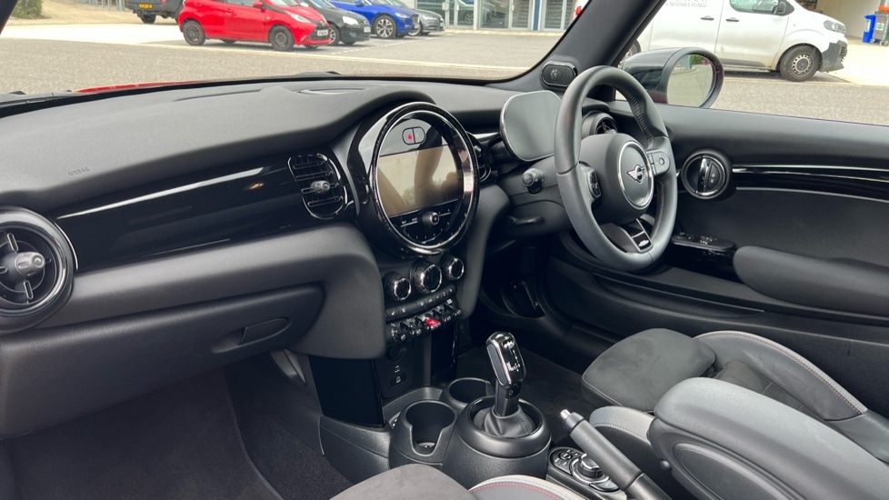 Used MINI Hatch 2024 for sale - 76410679: Photo 7