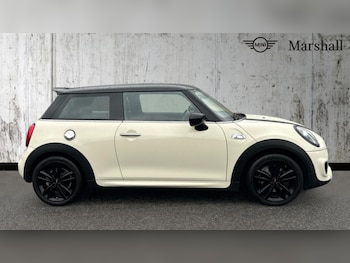 Used MINI Hatch 2020 for sale - 76438017: Photo